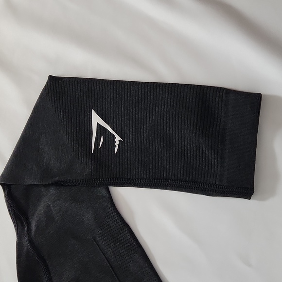 Gymshark Women's Jet Black Athleisure Leggings Size Small logo waist NWT - Picture 3 of 6